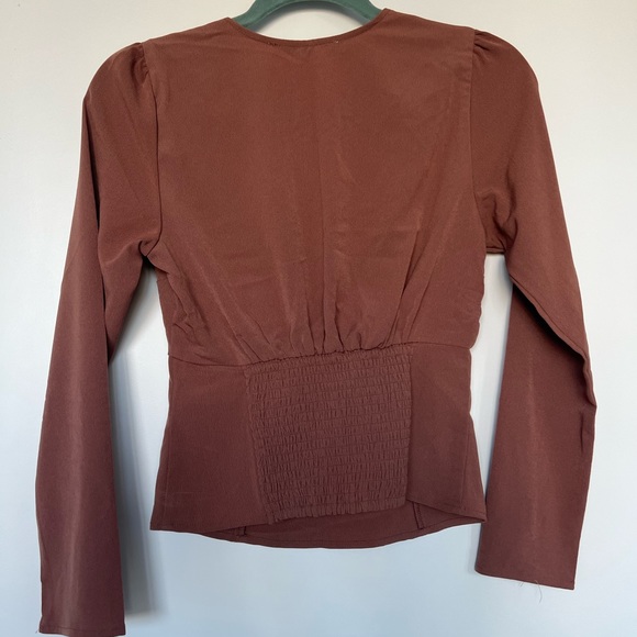 Abercrombie Long Sleeve Deep V Top Brown - Picture 5 of 7
